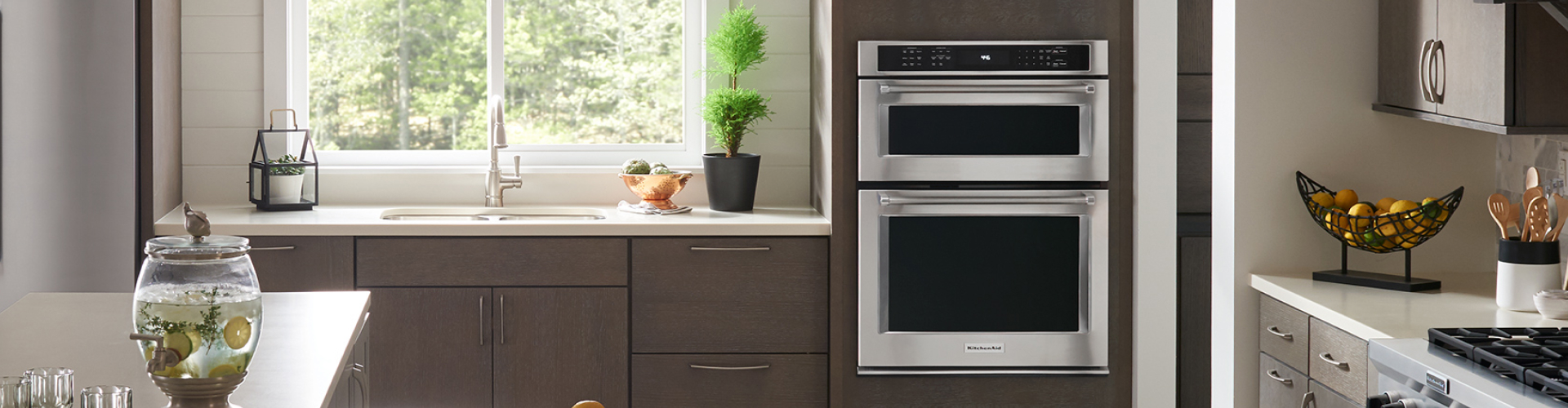 The Benefits of a Double Wall Oven